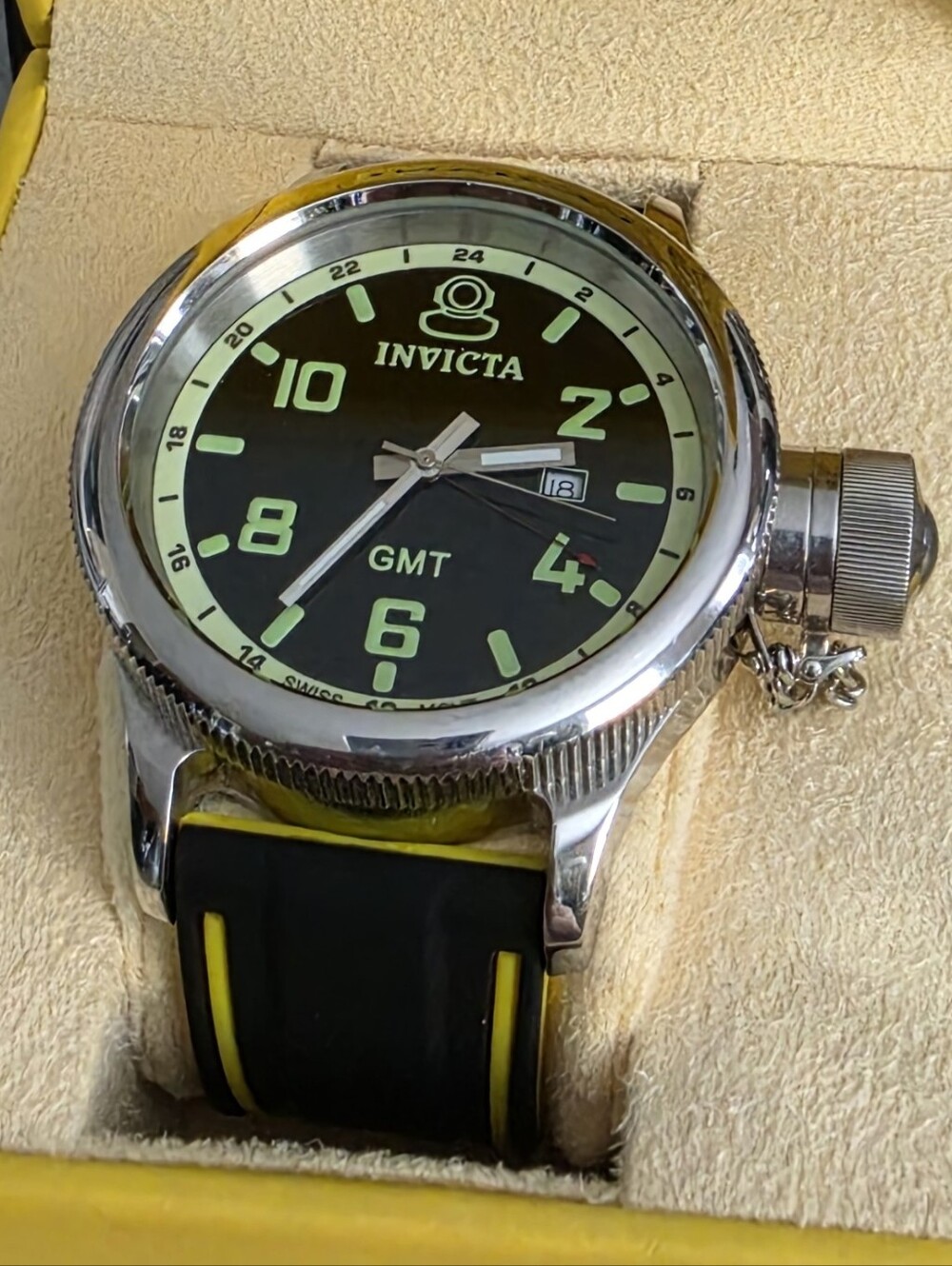 Swiss Invicta GMT(Dual Time) Russian Diver Watch Lume Dial New Band And Battery
